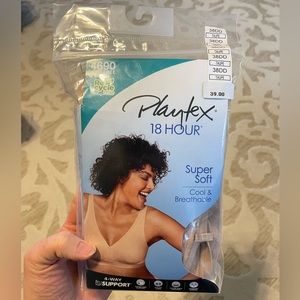 NEW Playtex 18 Hour Bra